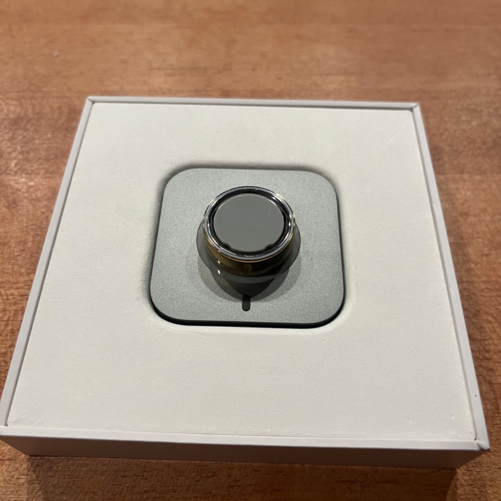 Gold Oura Ring- Brand New, Gen 4, Size 9 - Picture 5 of 5